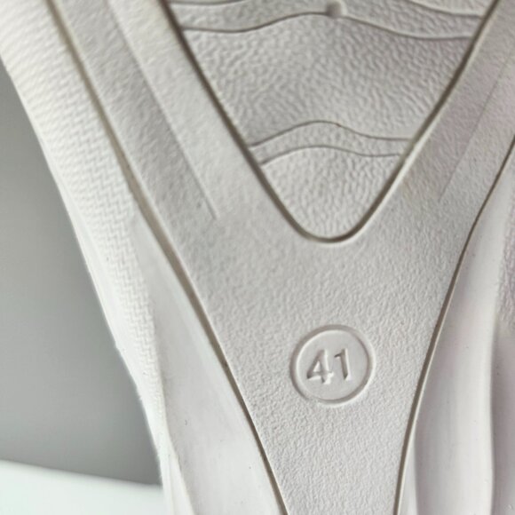 Bernie Mev NY Catwalk Slip-On Flats - Picture 7 of 10